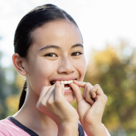 マウスピース着脱